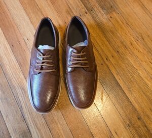 Men's Brown Perforated Leather Lace-Up Shoes